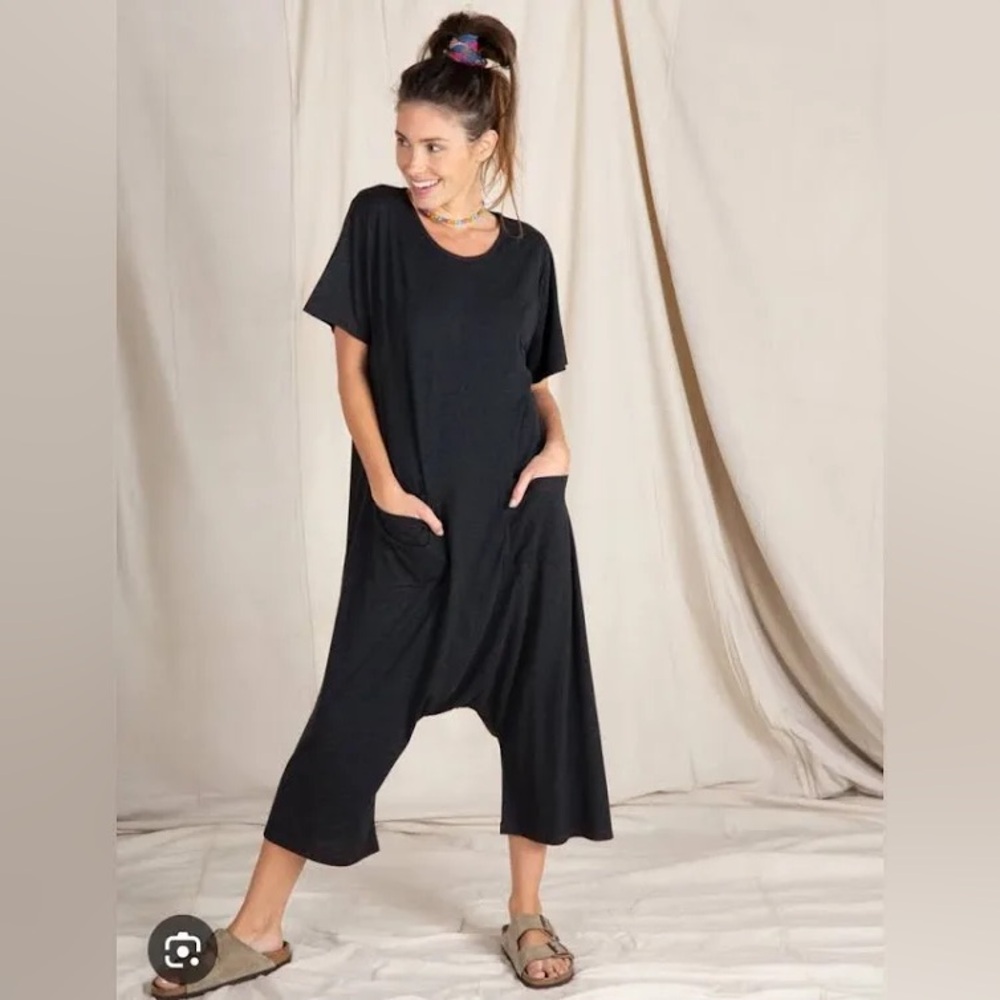 NATURAL LIFE Nomad Knit Jumpsuit in Charcoal